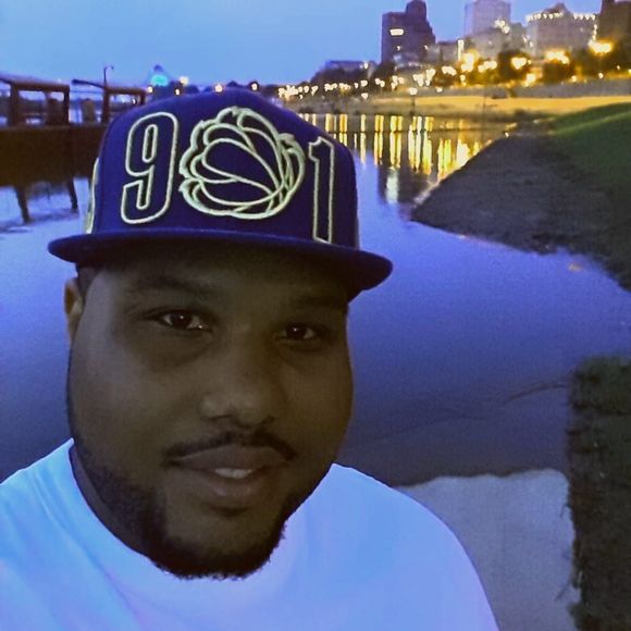 Meet your Posher, Gregory - Picture 1 of 1